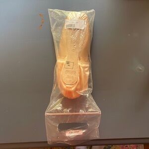 Freed of London Pointe Shoes